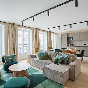 Beaubourg Le Marais By Studio Prestige Paris